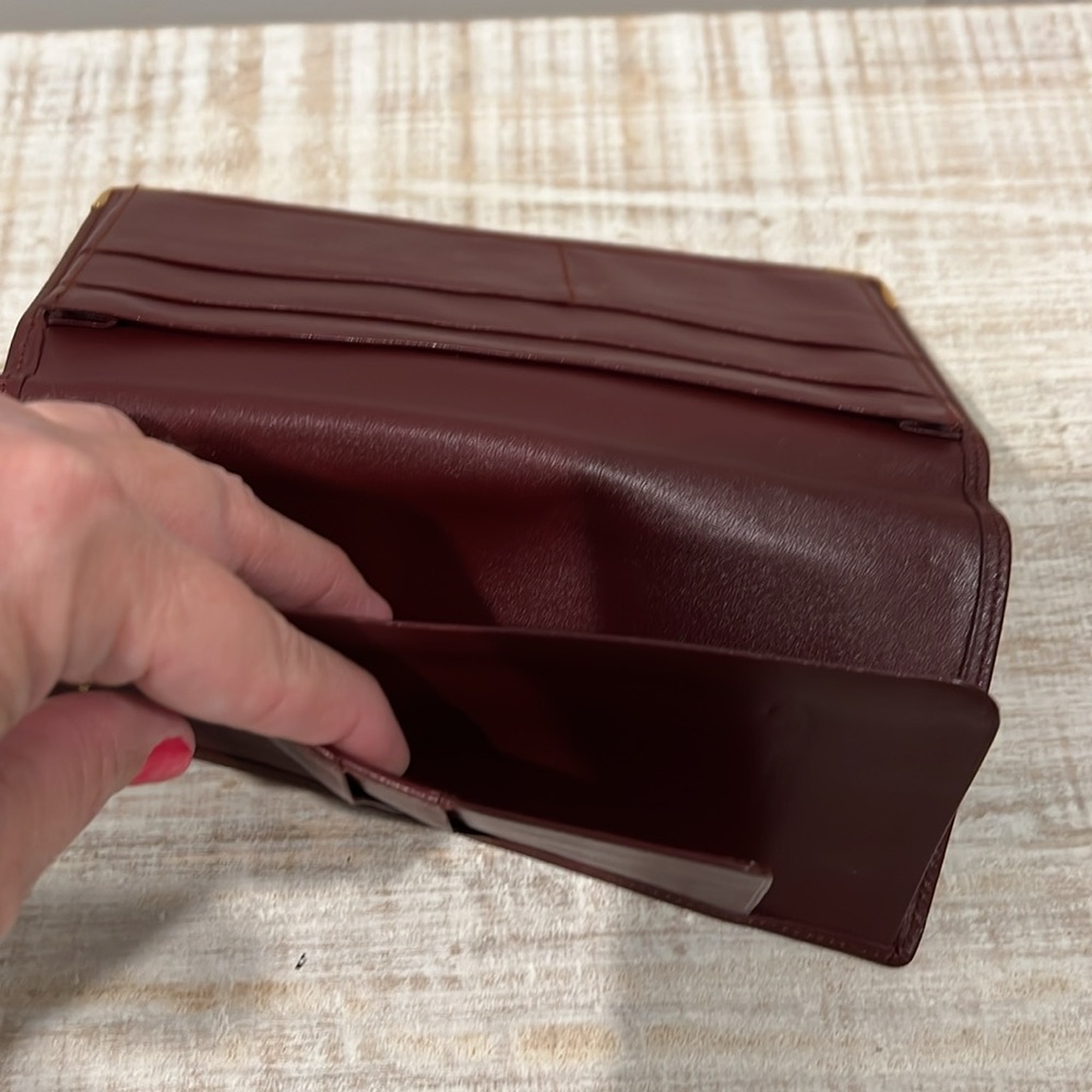 Cartier Long Burgundy Leather Wallet with Gold Accents, Must De Cartier EUC - Picture 6 of 7